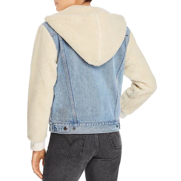 Levi’s Ex-Boyfriend Sherpa Trucker Jacket Light Wash Denim Fleece Hood Womens XS - Picture 2 of 10